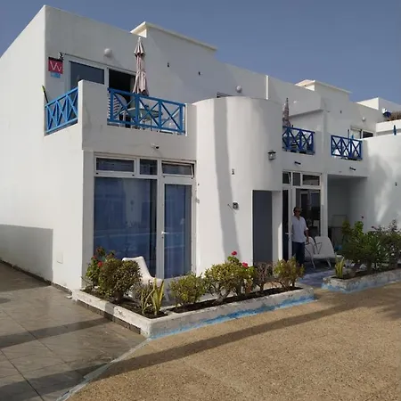Διαμέρισμα Delfines 2 - Small - Pool View- Good Wifi - 5 Minuts To The Beach *
