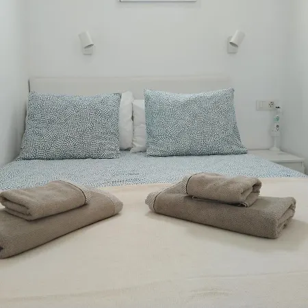 Delfines 2 - Small - Pool View- Good Wifi - 5 Minuts To The Beach Apartmán